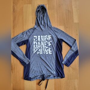 Women's size small under Armour dance long sleeve hooded shirt